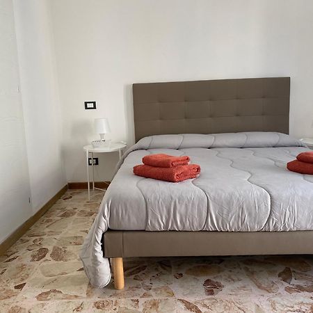 Bonita Cora Hotel Pachino Bagian luar foto