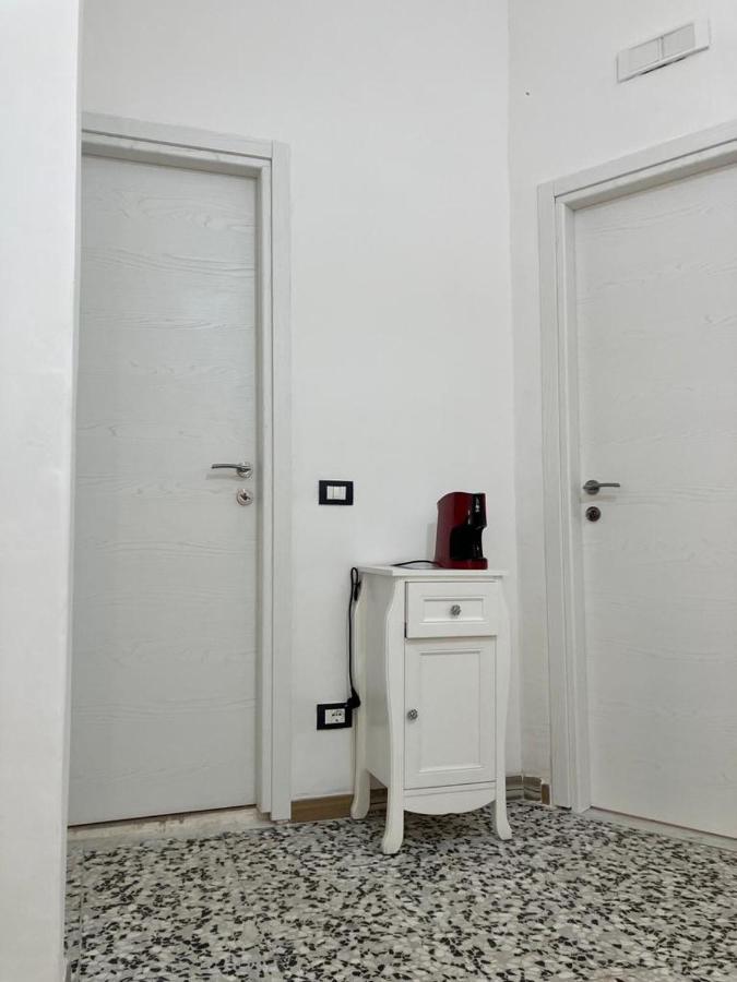 Bonita Cora Hotel Pachino Bagian luar foto